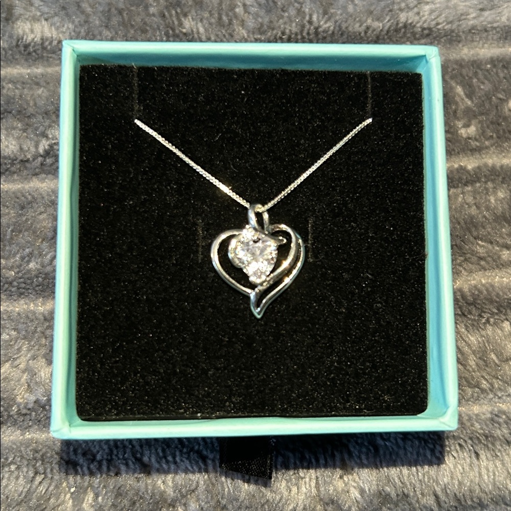 925 solid Silver Heart Pendant Necklace